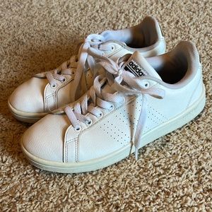 Adidas Advantage Float sz 7.5 women’s